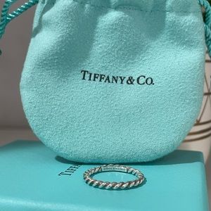 Tiffany&co twist Sterling silver ring in size 5.5